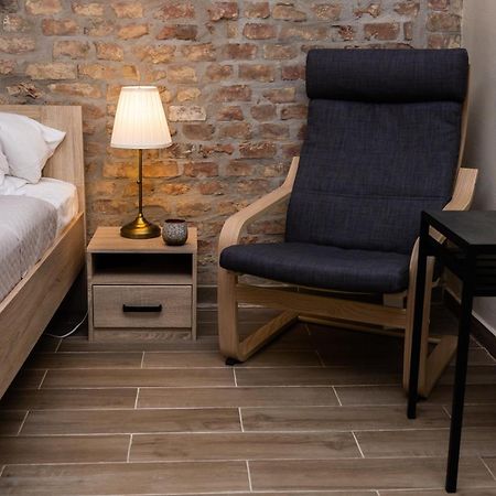 Comfortable Romantic 1 Bedroom Apartment Near Augarten เวียนนา ภายนอก รูปภาพ